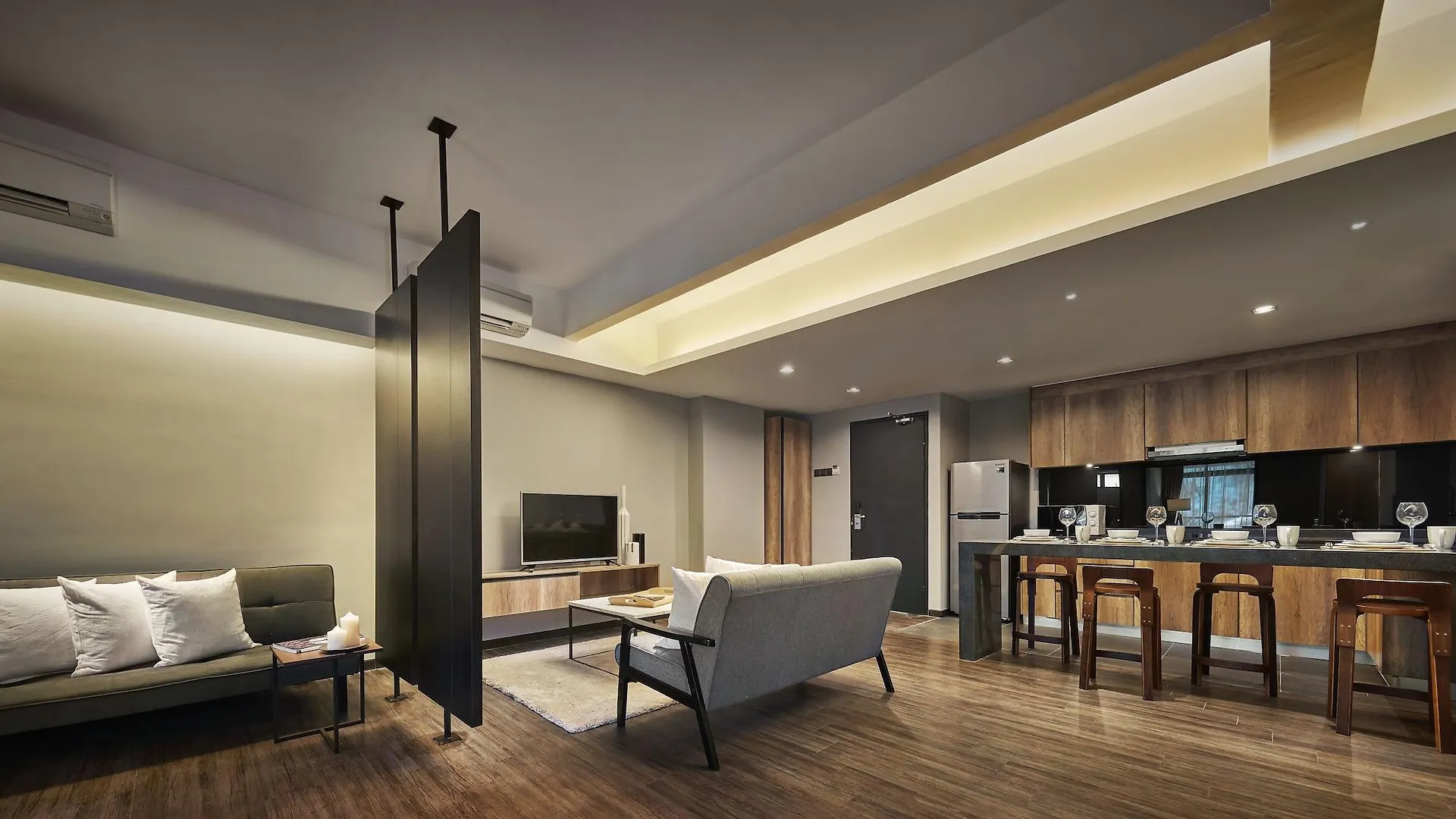 Tropics Eight Suites