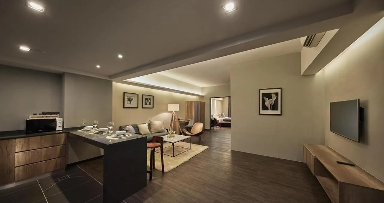Tropics Eight Suites George Town