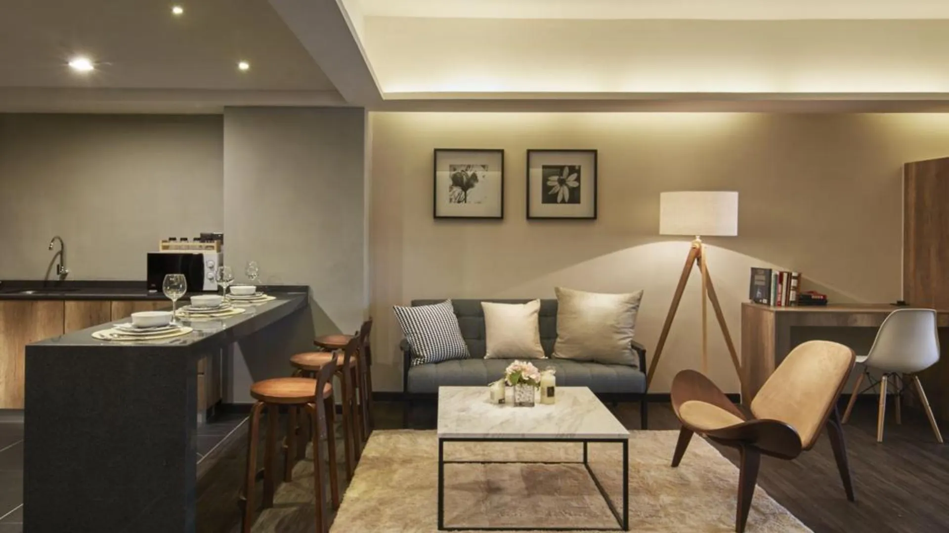Tropics Eight Suites Hotel